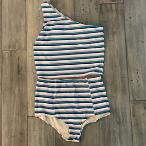 Kortni jeane swim suit.